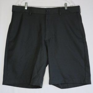 PGA Tour* Men's 2" Belt Loop Multipocketed Expandable Waist Flat Front Shorts~35